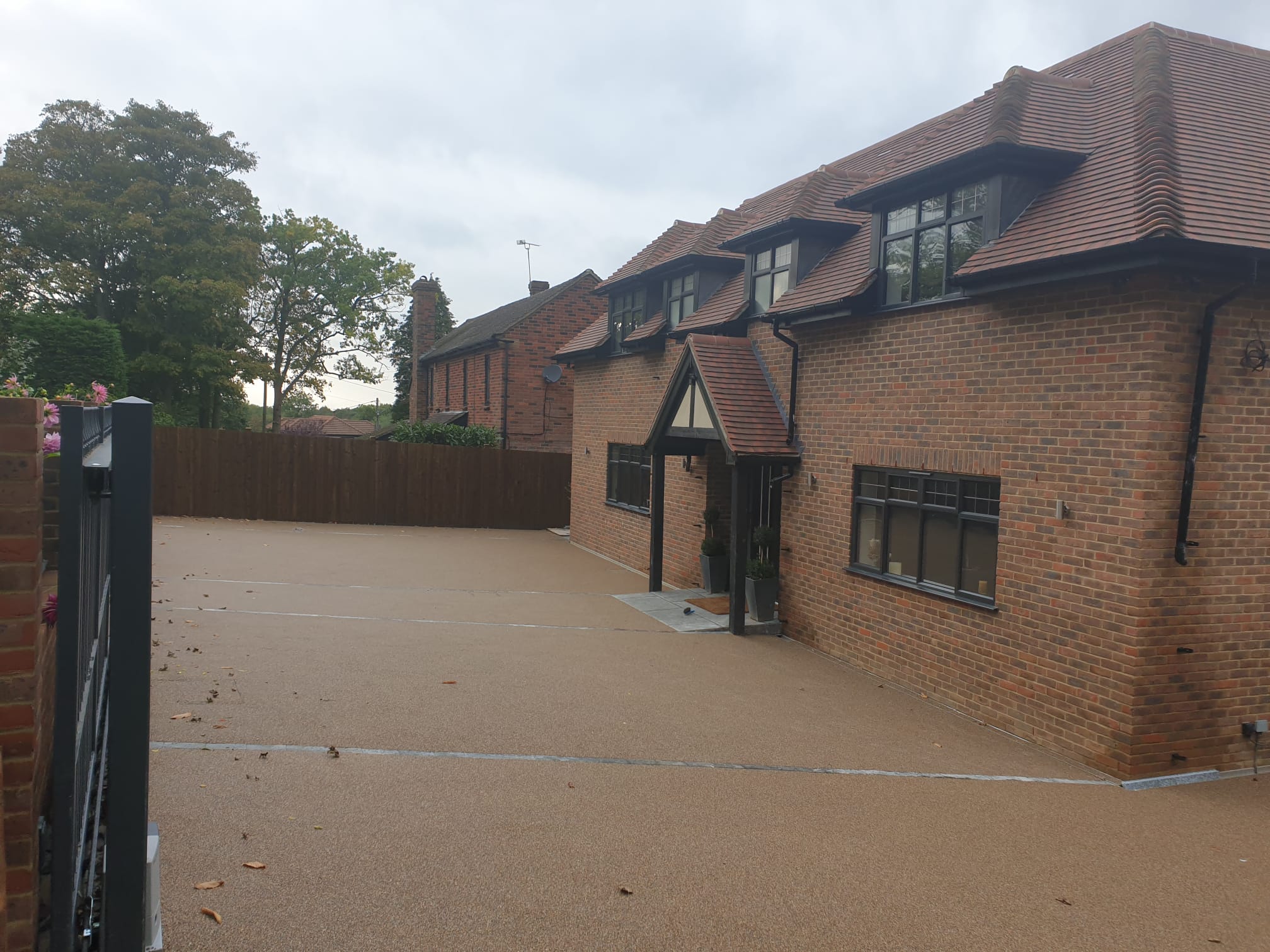 Resin Driveways Lymington — Local Installers from £65/m²